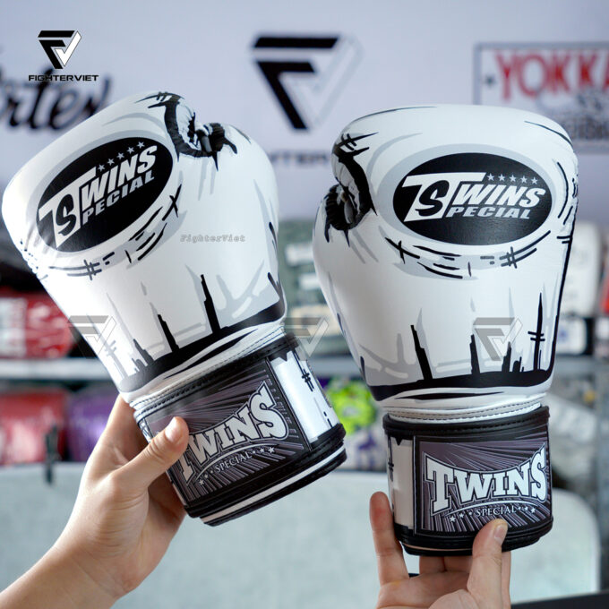 Găng Tay Boxing Twins FBGVL4-66 COMIC - Ảnh 2