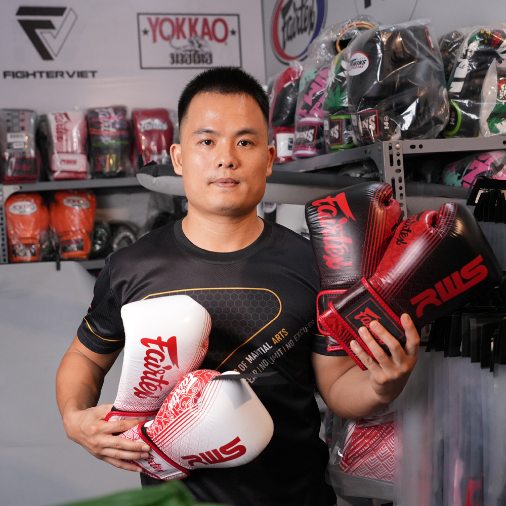 Găng Tay Boxing Fairtex x RWS BGVR1 - Black 17 Găng Tay Boxing Fairtex x RWS BGVR1 - Black