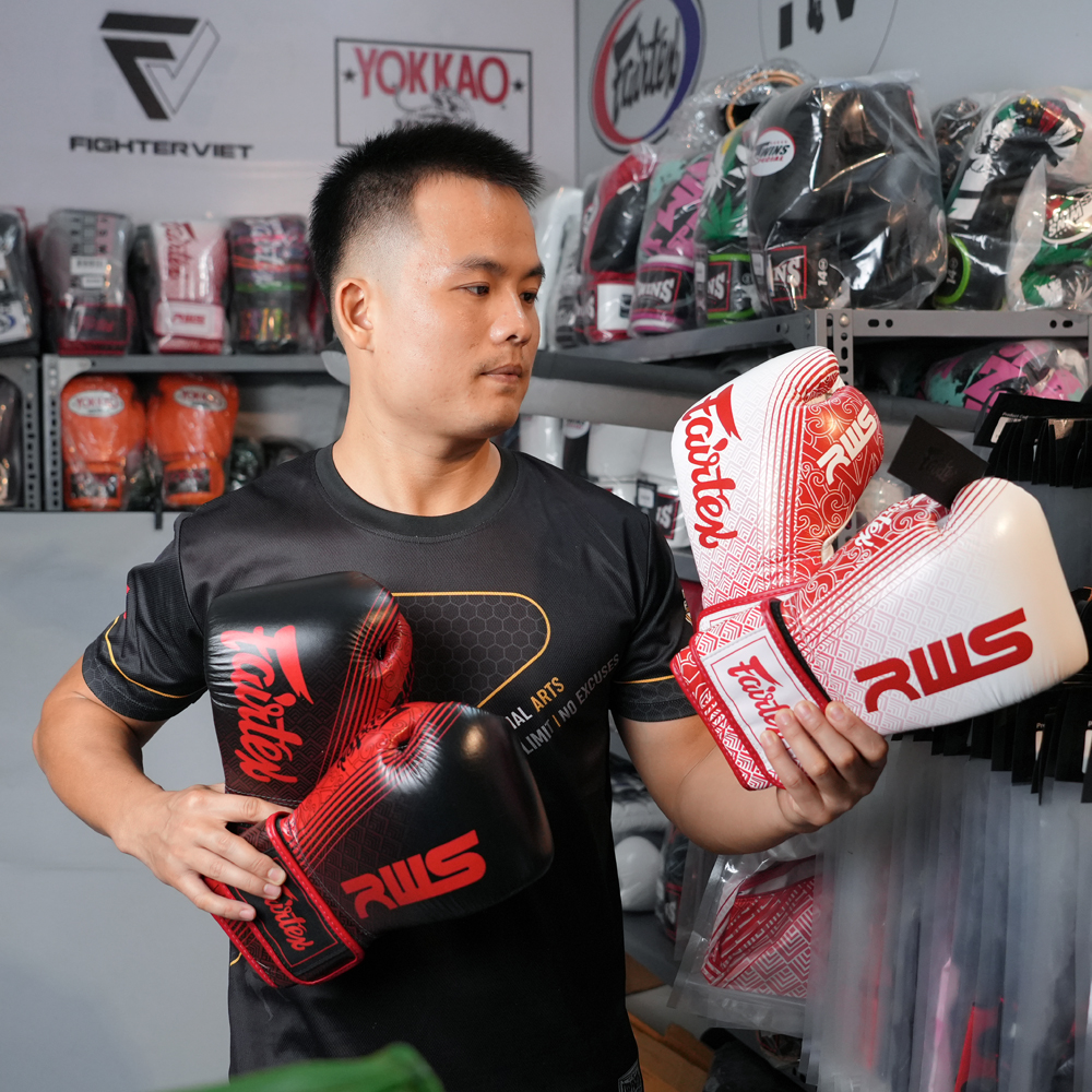 Găng Tay Boxing Fairtex x RWS BGVR1 - White 18 Găng Tay Boxing Fairtex x RWS BGVR1 - White